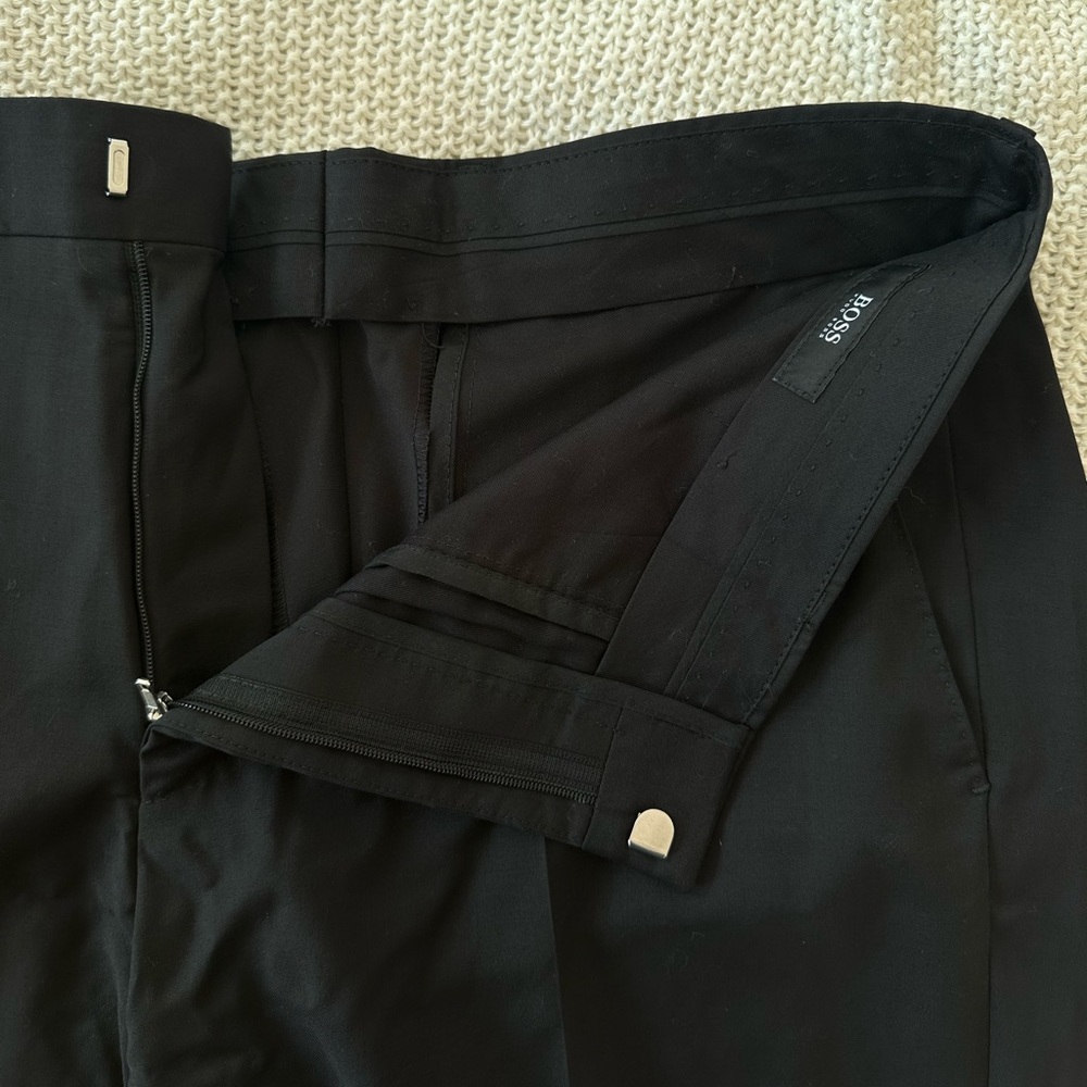 Boss / Black Dress Pants / Size 32 - Picture 5 of 5